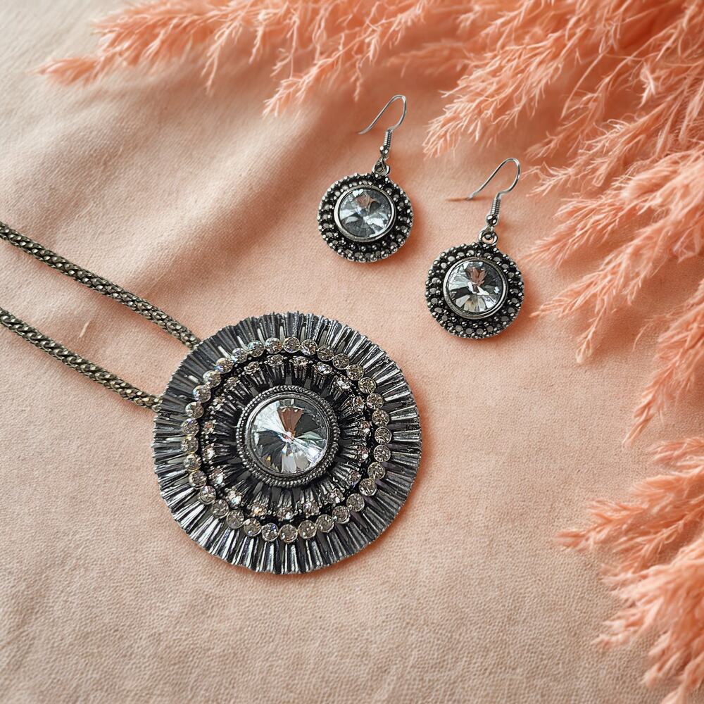 Silver Art Deco Rhinestone Pendant Necklace and Earrings